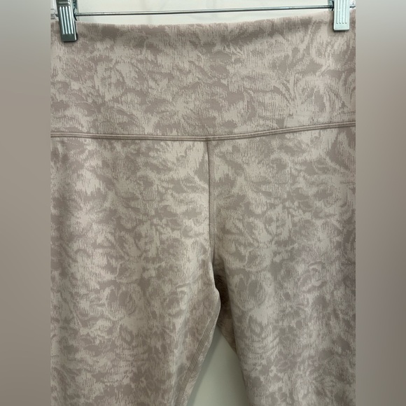 Athleta Elation Textured Tight - Picture 5 of 14